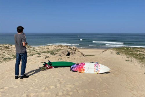 Cours de surf a la journée, expédition journée vers seignosse pour surfer une longue gauche